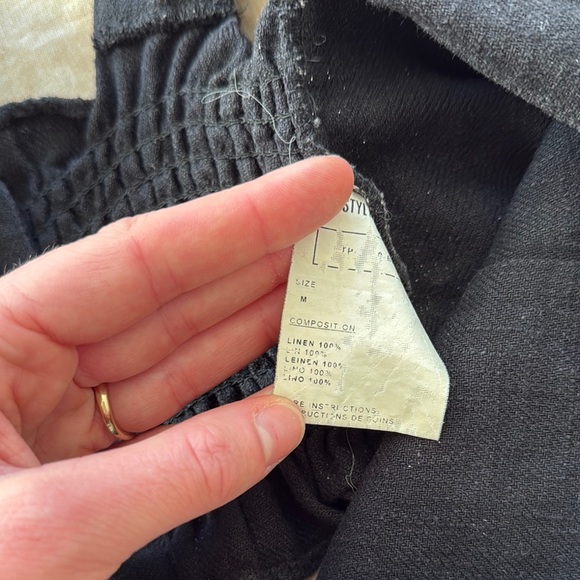 Black Women's Ruffle Strap Top - Picture 4 of 5